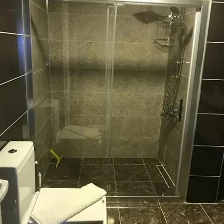 Cem Guel فندق Ayvalı