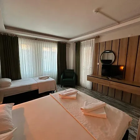 فندق Cem Guel Ayvalı